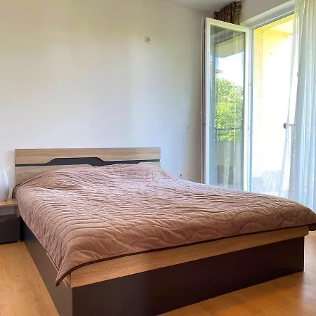 Aparthotel Family Resort. Park&sea Ravda